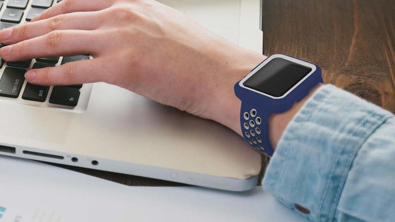 Banda estilo “Nike” para el Apple Watch | $5 | Amazon | Usa el código 8SJX587Z. Disponible en varios colores.Fotos: Amazon